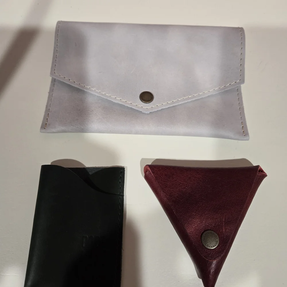 Lavender Tote Bag with Black Straps - Picture 4 of 4
